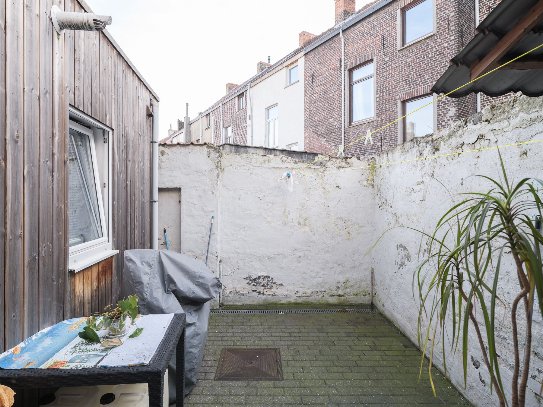 Instapklare woning met zonnig terras nabij het Keizerpark foto 5