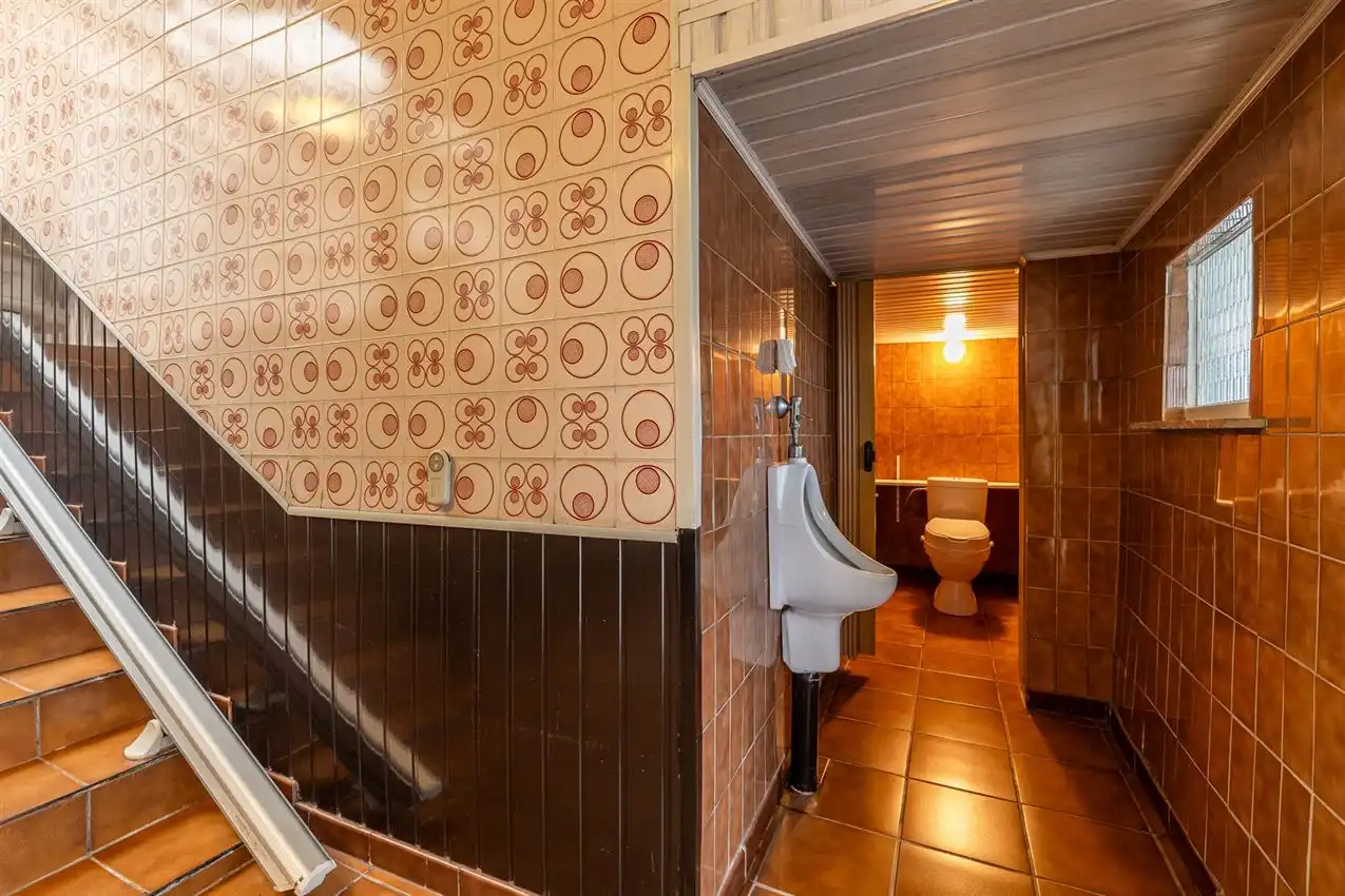 Op te frissen rijwoning, ideaal voor starters foto 28