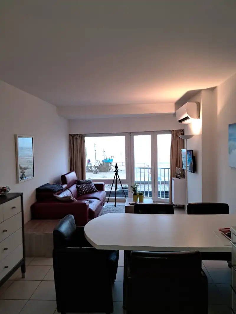 Wonen met de Noordzee aan uw voeten: Stijlvol 2-slaapkamerappartement in residentie Les Nenuphars foto 3