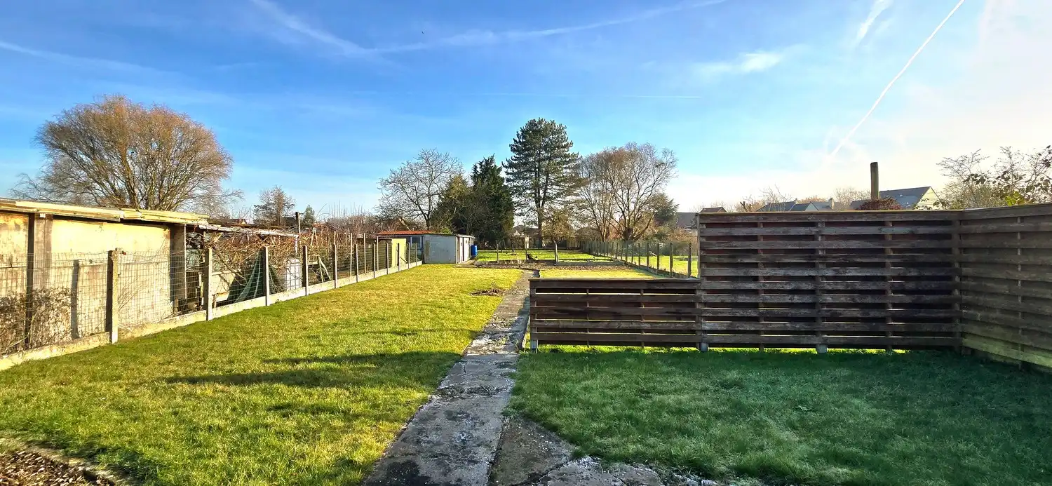 Te renoveren HOB met 3 slaapkamers op een perceel van 1.171 ca gelegen in Donk (Herk-de-Stad) foto 2