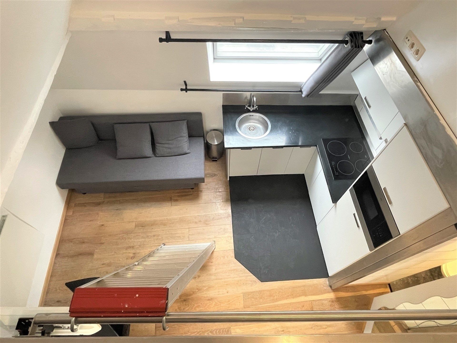 Gemeubeld appartement aan de Grote Markt, Antwerpen! foto 2