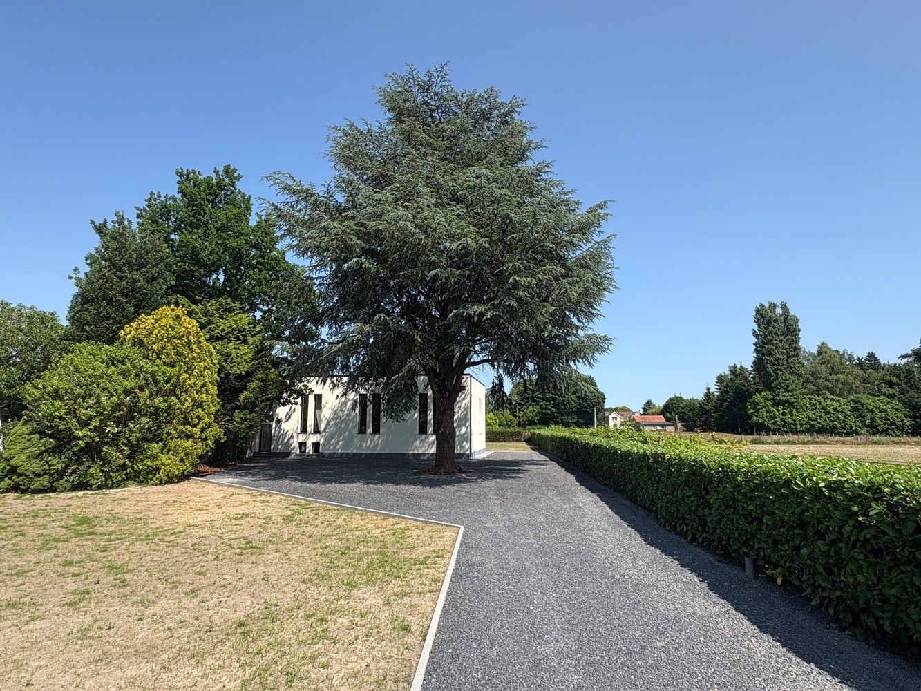 Prachtig gerenoveerde interbellum BEN-woning met diepe, zonnige tuin te Afsnee foto {{pictureIndex}}