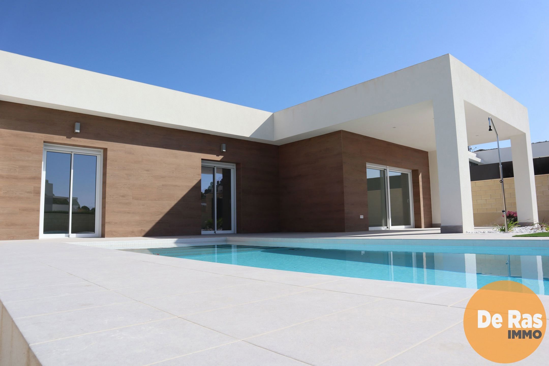 SPANJE- Rustig gelegen villa met zicht op de bergen foto {{pictureIndex}}