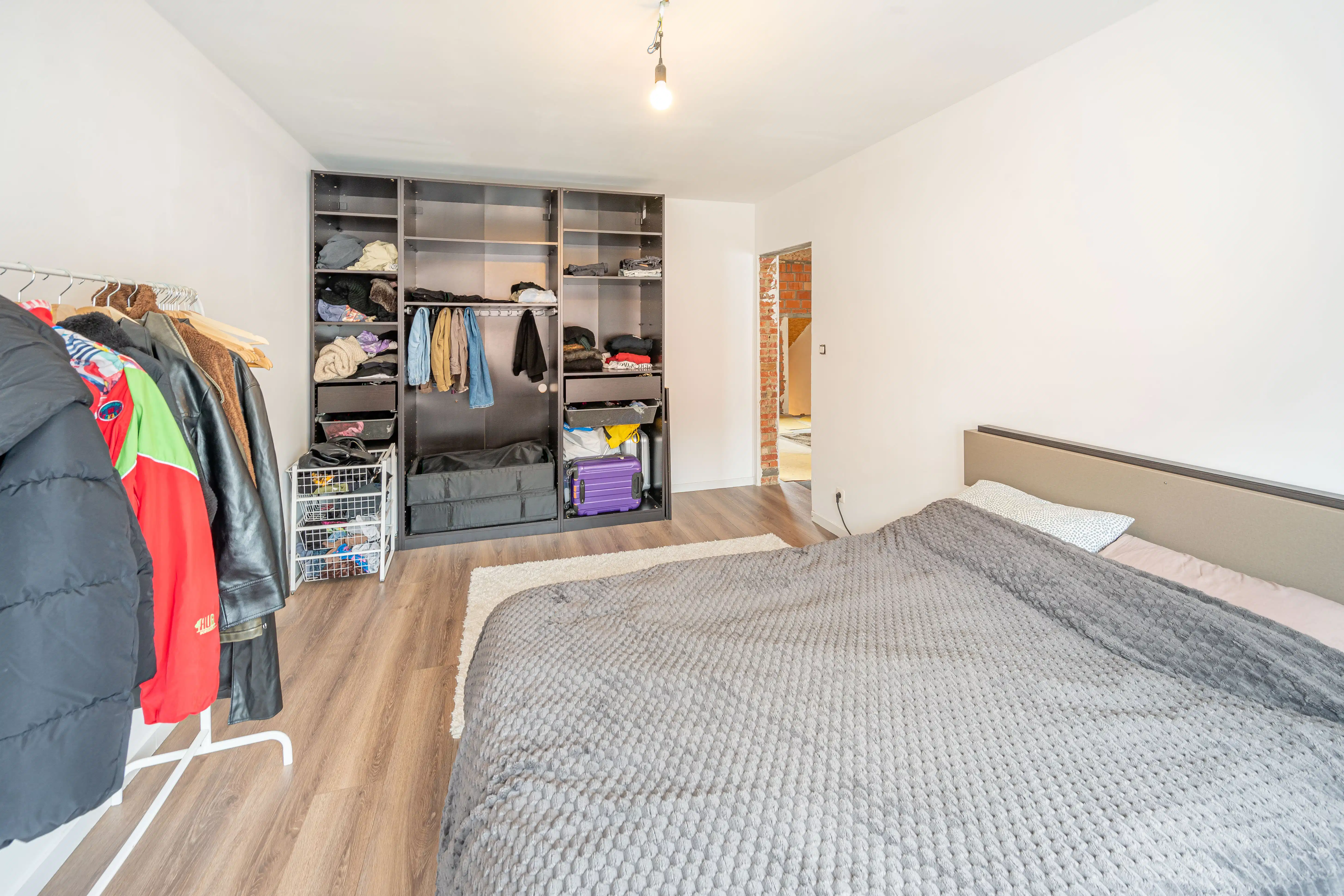Ruime gezinswoning met potentieel tot 5 slaapkamers en tuin foto 9