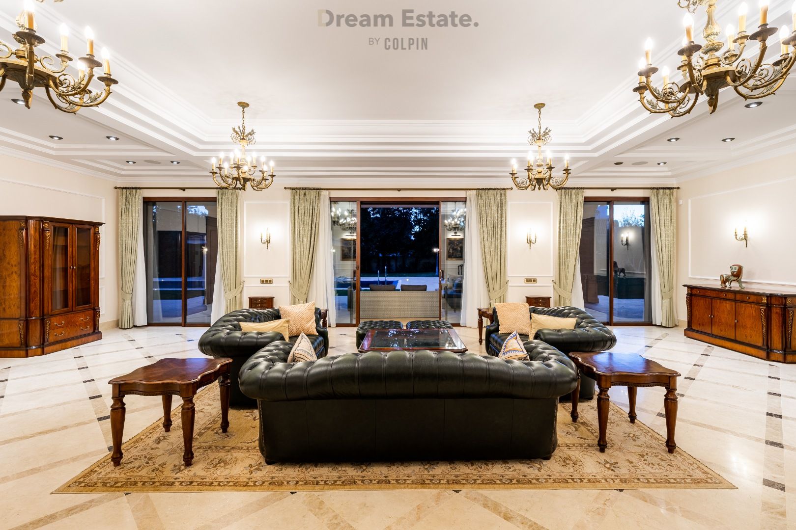Prachtige luxe villa in het prestigieuze Guadalmina Baja, San Pedro, Marbella foto 9
