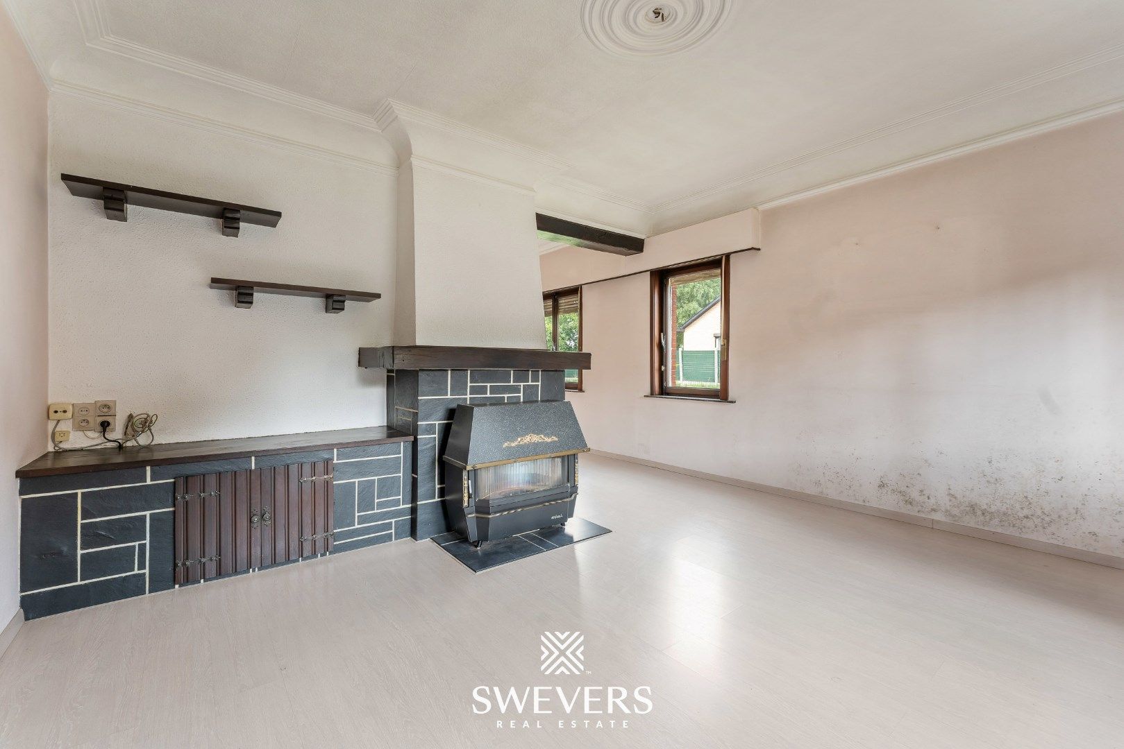Gunstig gelegen, te renoveren woning, op mooi perceel van 8a 88ca foto 5