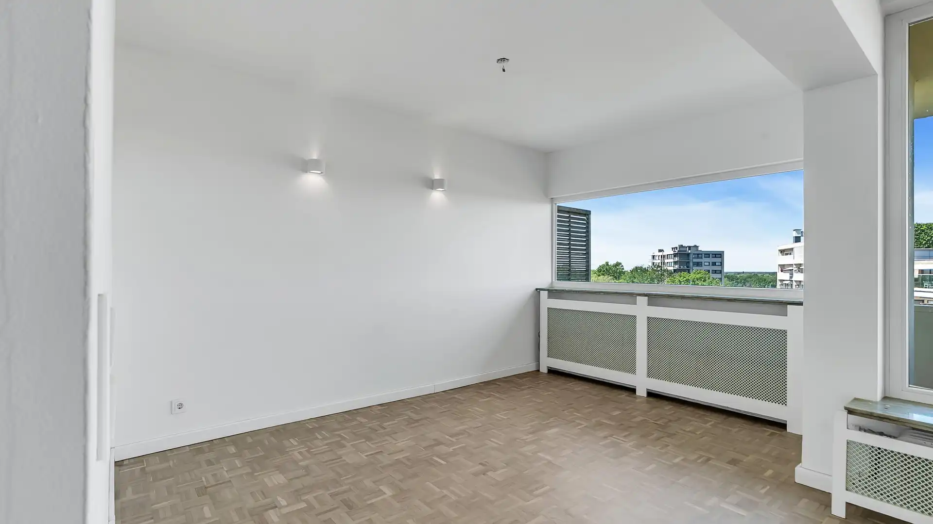 Instapklaar appartement met 2 slaapkamers in het centrum van Genk foto 11