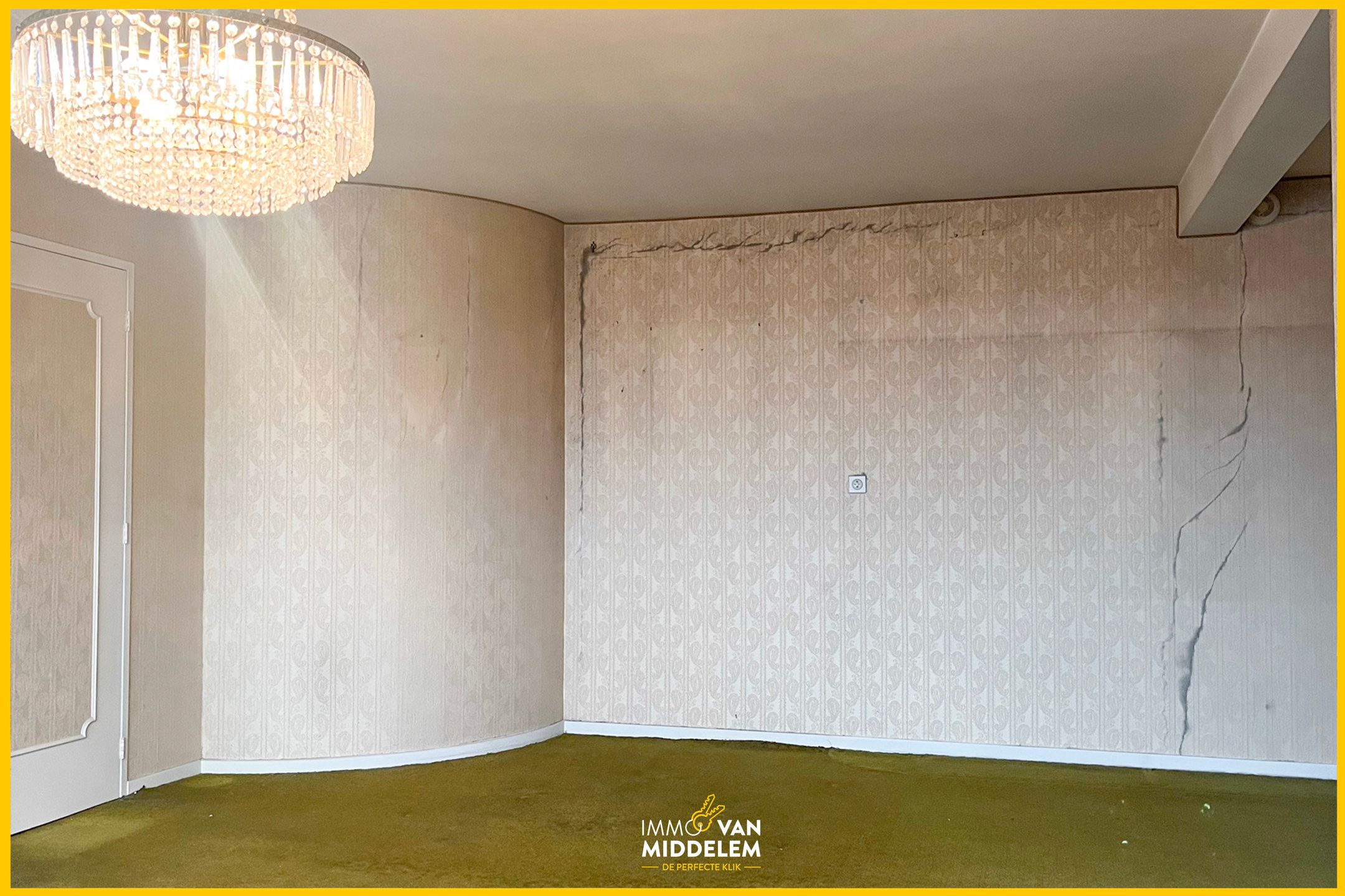 LICHTRIJK APPARTEMENT MET 2 KAMERS EN TERRAS foto 2