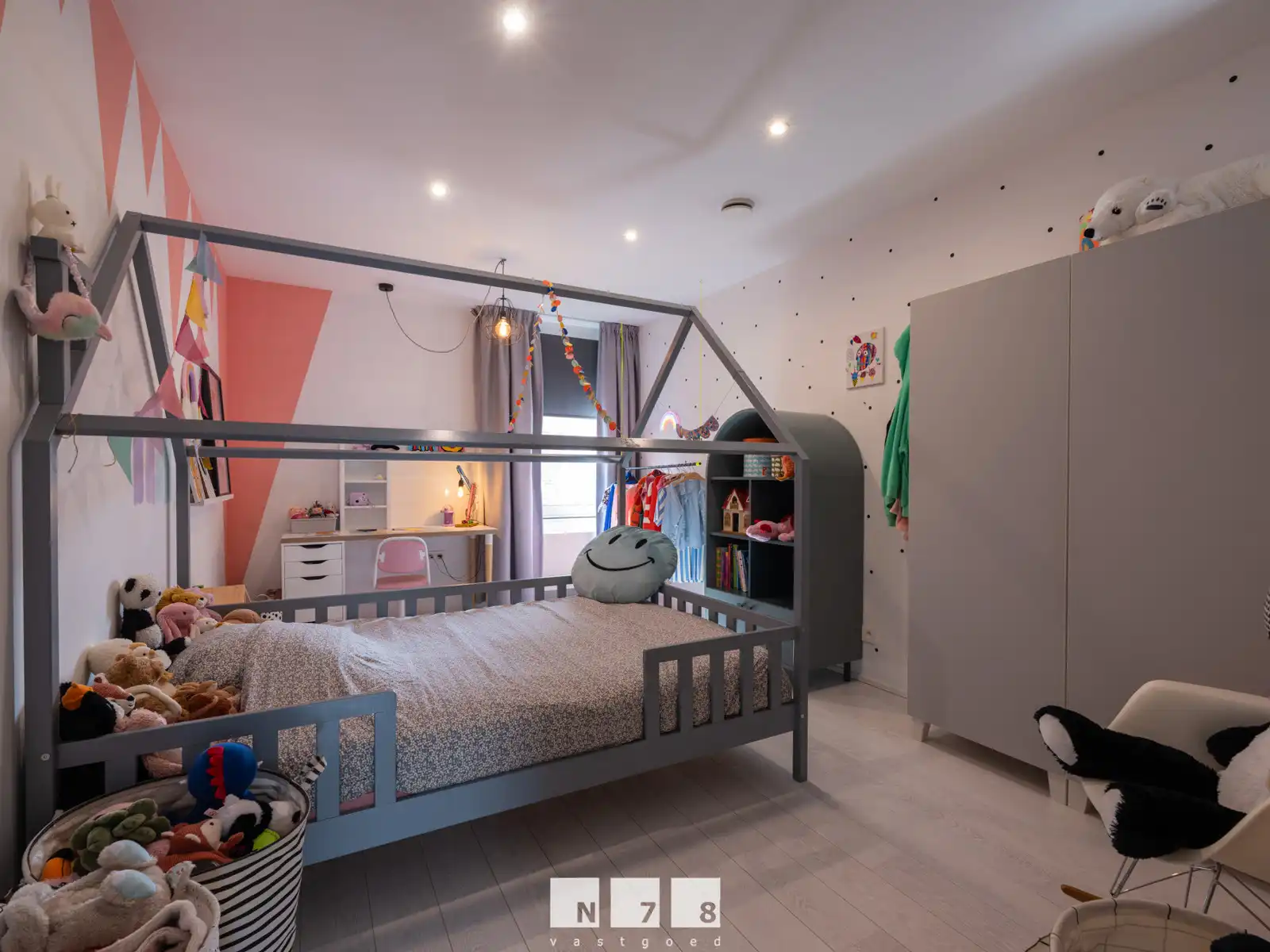 STIJLVOLLE VILLAWONING MET VERWARMD ZWEMBAD & POOLHOUSE OP 9A85CA IN ROTEM. foto 24