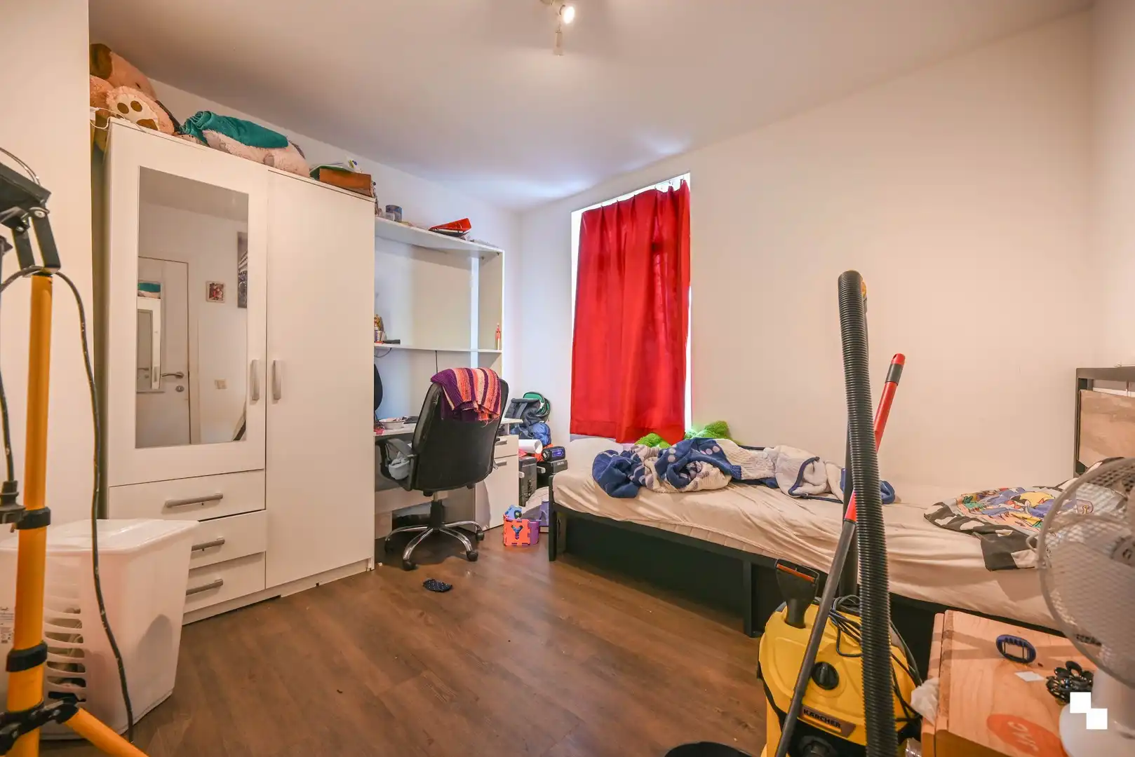 Riante ééngezinswoning met garage nabij centrum Wakken foto 6