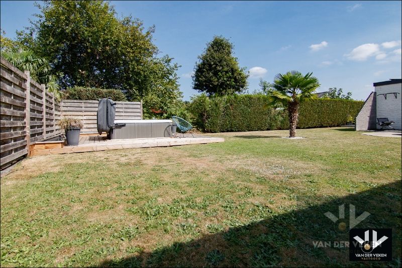 INSTAPKLARE WONING MET ONDERHOUDSVRIENDELIJKE TUIN IN DIEPENBEEK foto 16