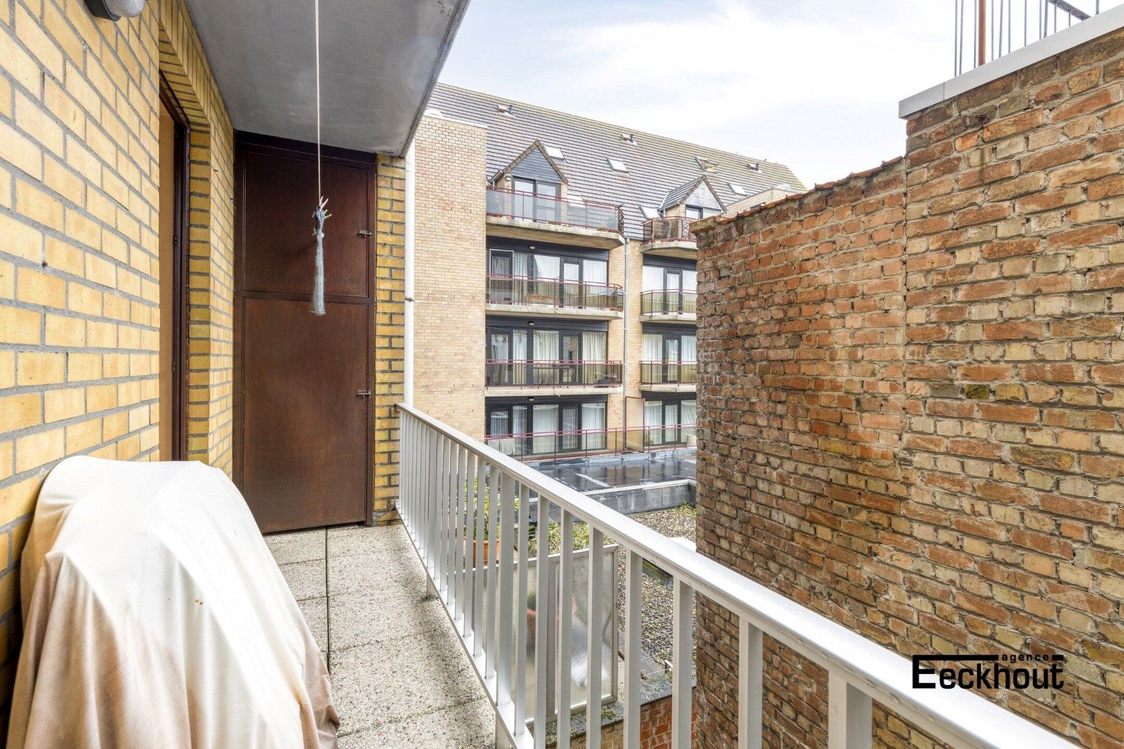 Ruim en instapklaar appartement op wandelafstand van het strand en het centrum! foto 18