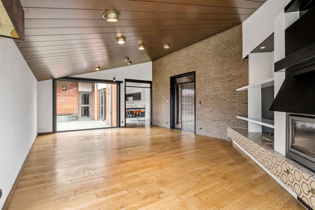 Uitstekend gelegen woning op 1201m²! foto 6