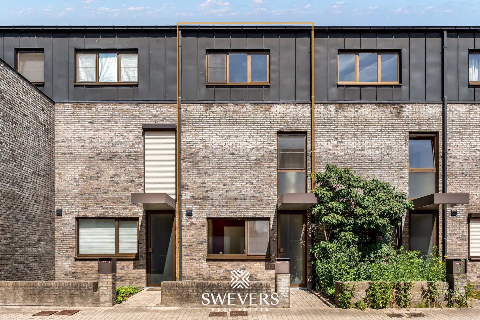 Instapklare Triplex met 3 slaapkamers te Leopoldsburg foto {{pictureIndex}}