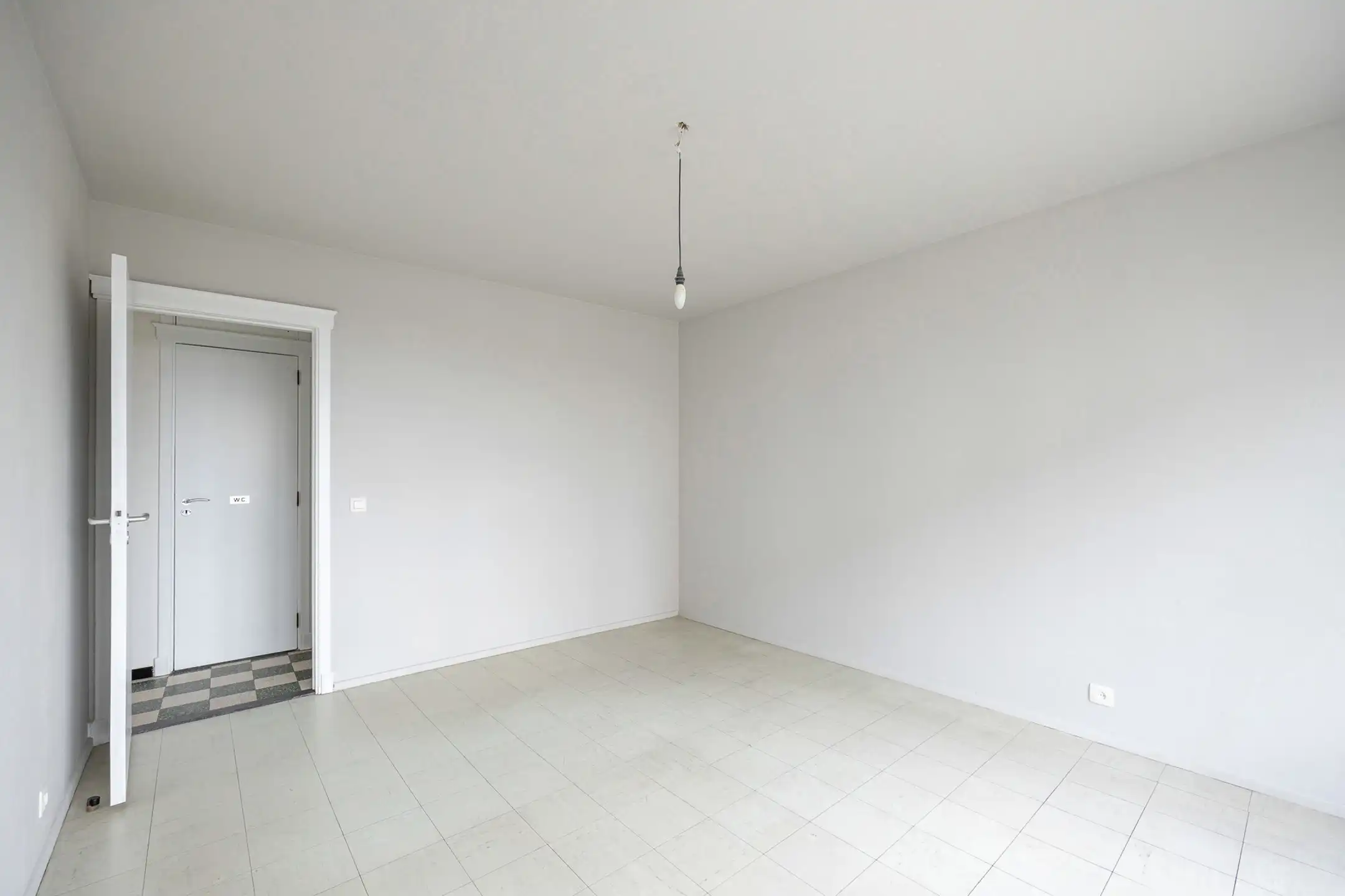 Tweeslaapkamer appartement met autostaanplaats foto 10