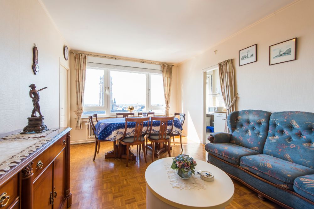 Heel centraal gelegen gemeubeld appartement met één slaapkamer foto 2