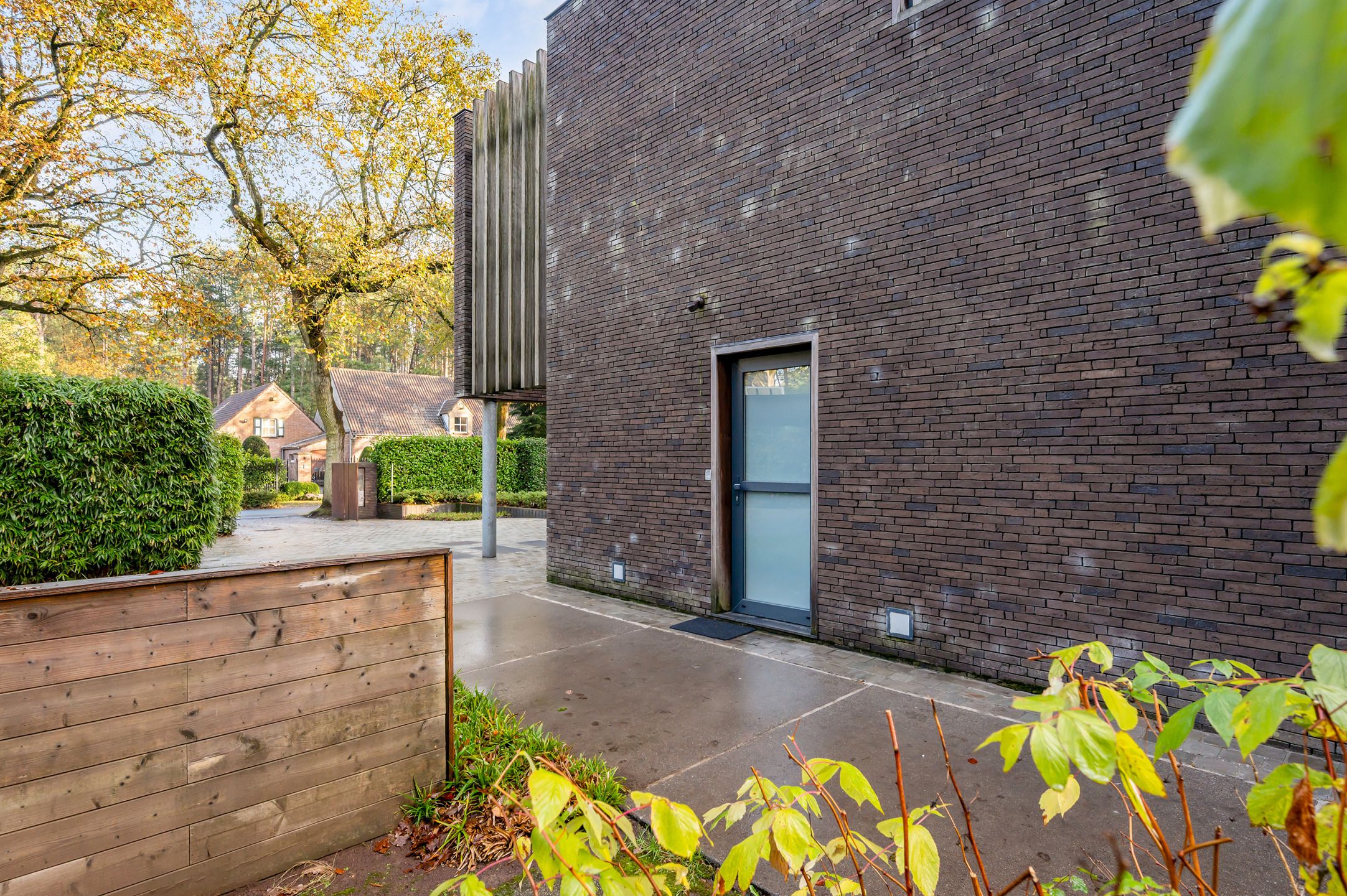 Ruime architecturale villa met 5 slaapkamers  foto 53