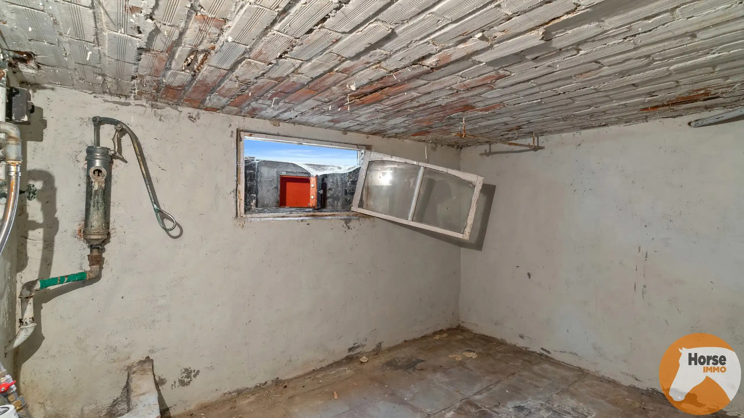 BAMBRUGGE – Landelijke woning met weide en schuur  foto 31