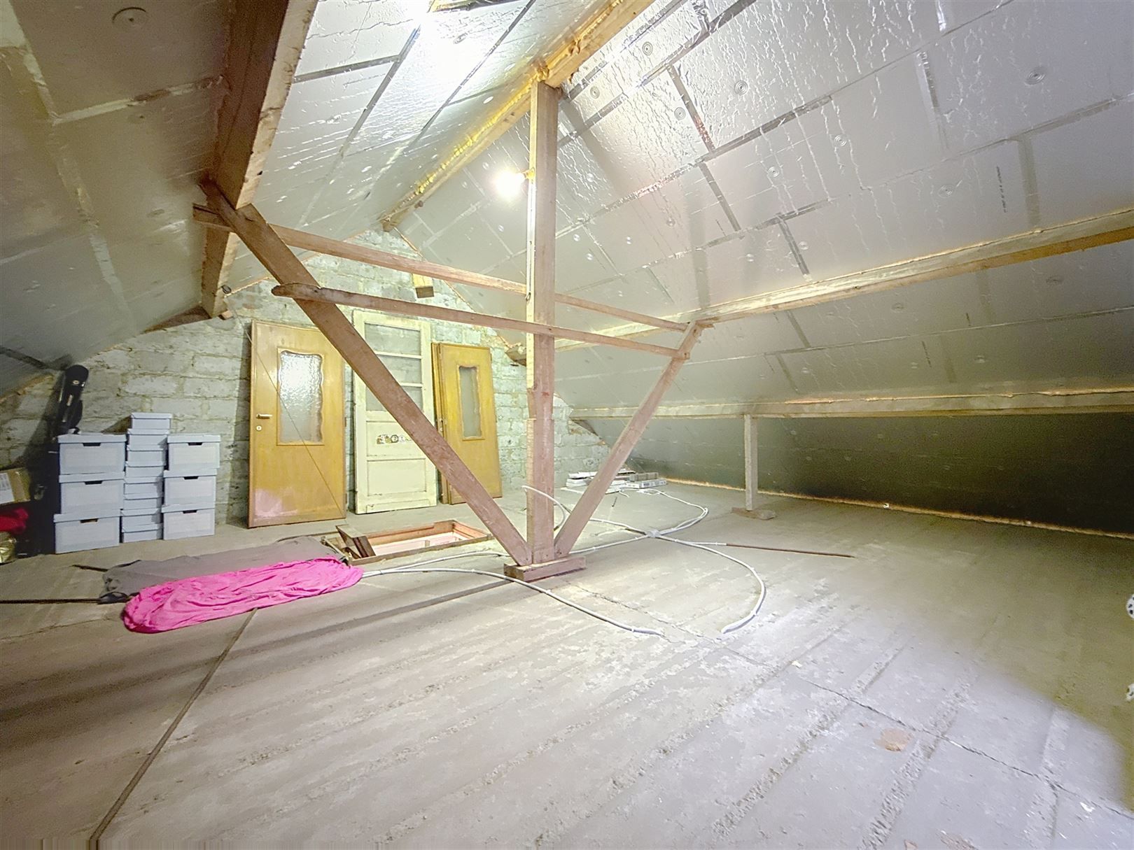 Instapklare woning 2 slpks, garage, tuin, 6a 64ca foto 49