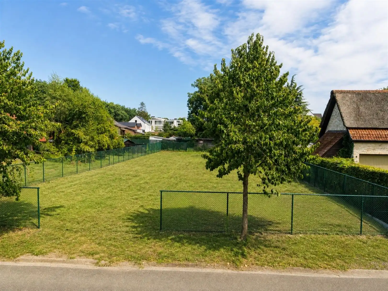 Rustig gelegen bouwgrond in residentiële wijk foto 3