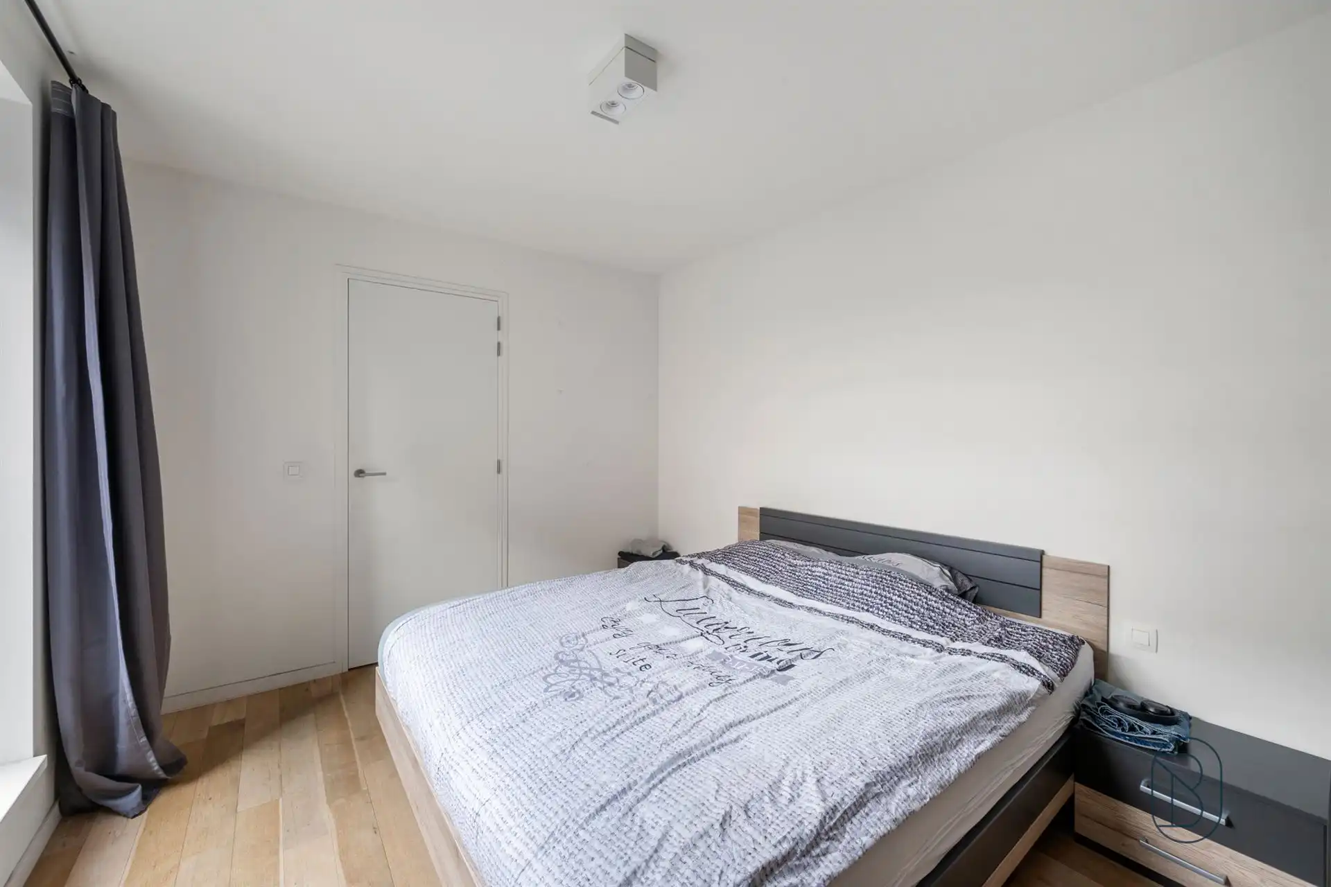 Kwalitatief 2-slaapkamerappartement met terras in Kortrijk foto 13