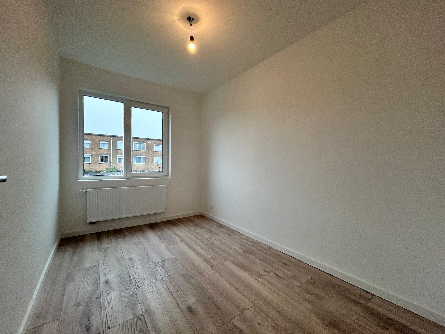 Volledig gerenoveerd 2 slpk appartement foto 10
