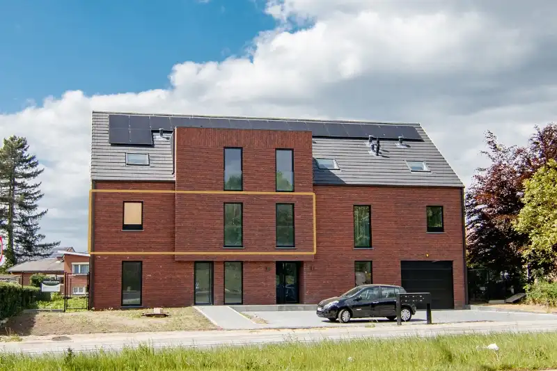 Ruim nieuwbouwappartement met 2 slaapkamers en riant terras op een goed bereikbare locatie! foto {{pictureIndex}}