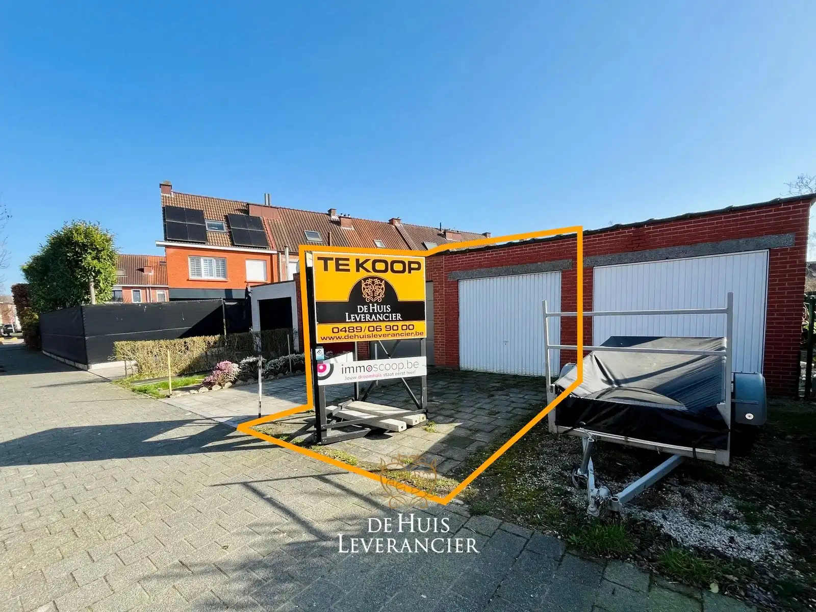 Ruimtelijke rijwoning met tuin en garage in de Altenawijk foto 2