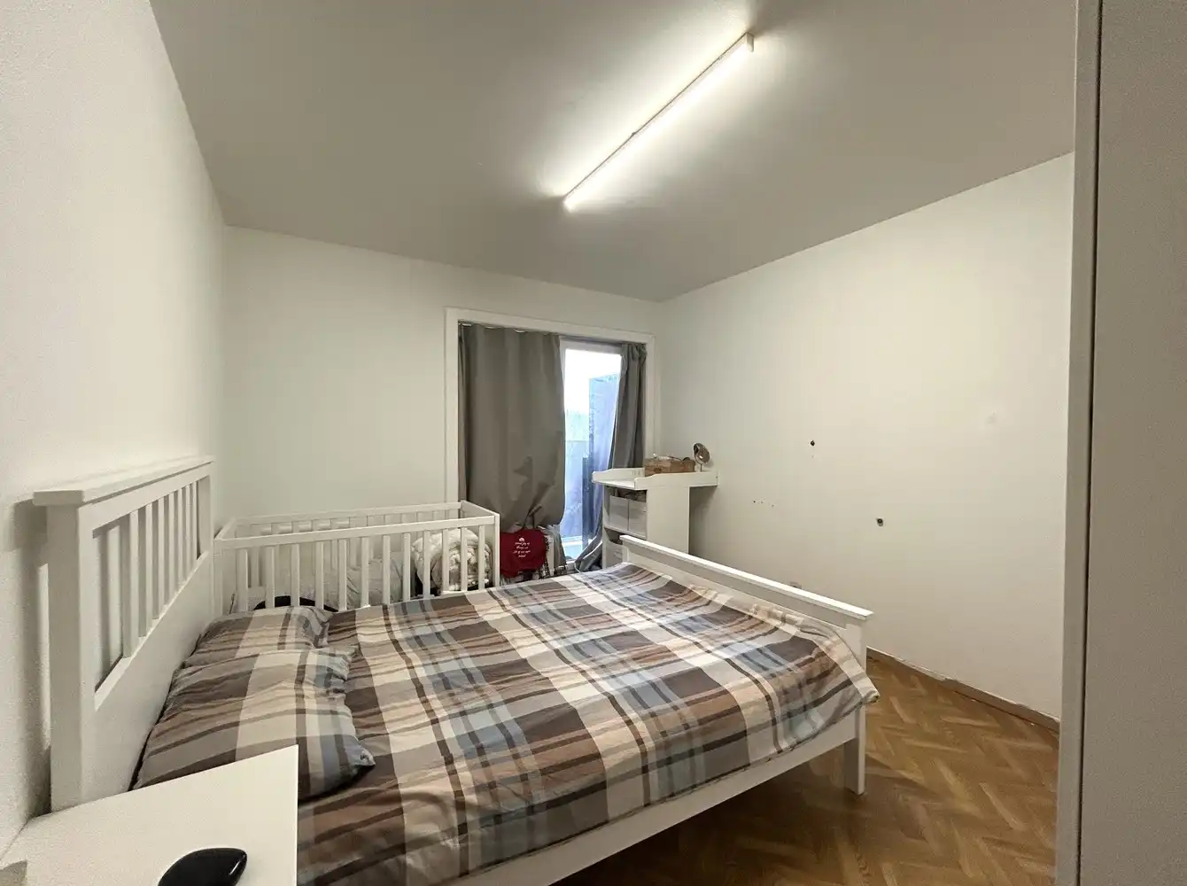 Op te frissen 1-slaapkamerappartement met autostaanplaats en kelder foto 7