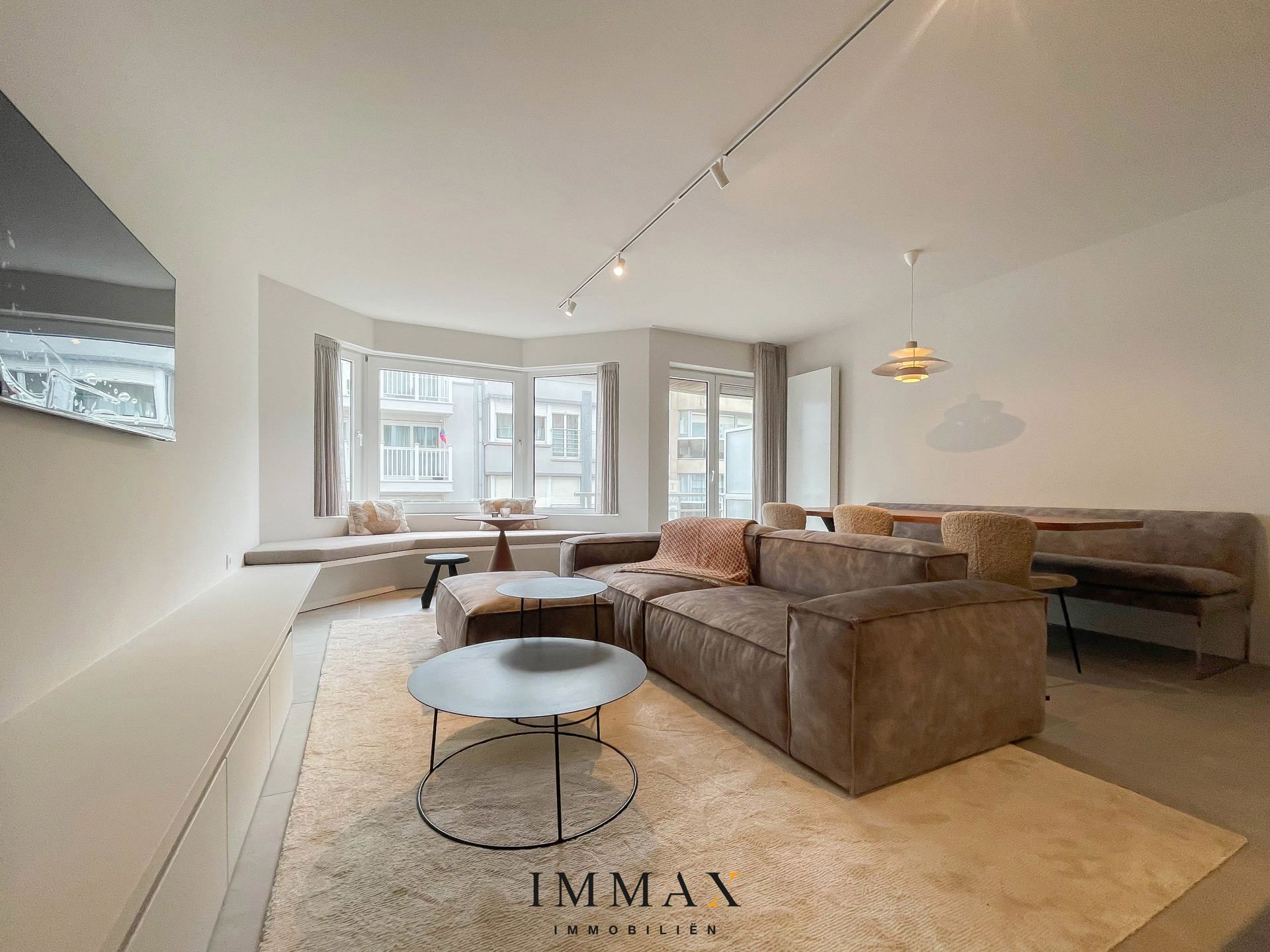 Luxueus gerenoveerd, zijdelings zeezicht appartement | Knokke foto 3