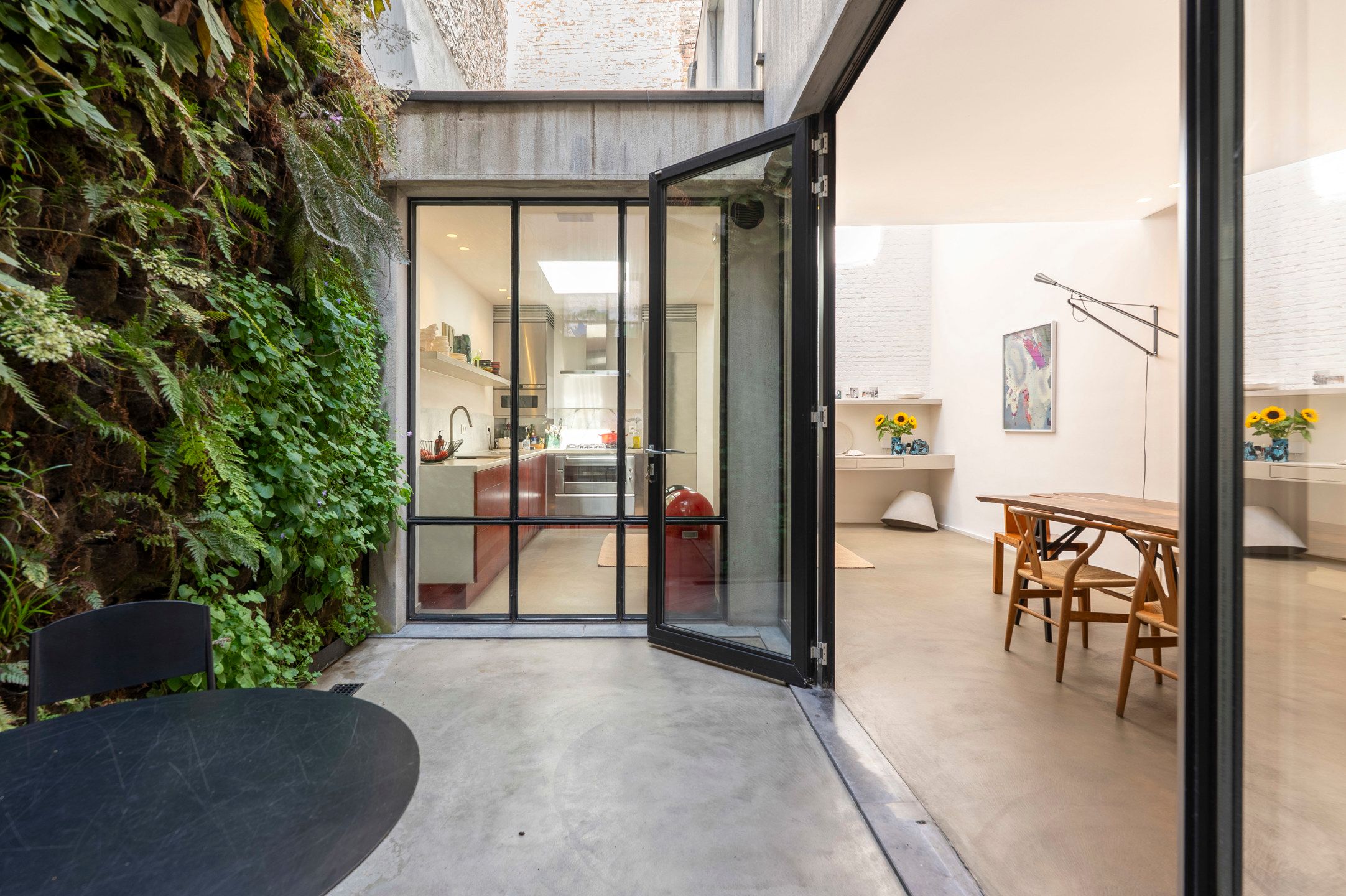 ANTWERPEN ZUID - Architecturale parel met karakter op het Zuid  foto 3