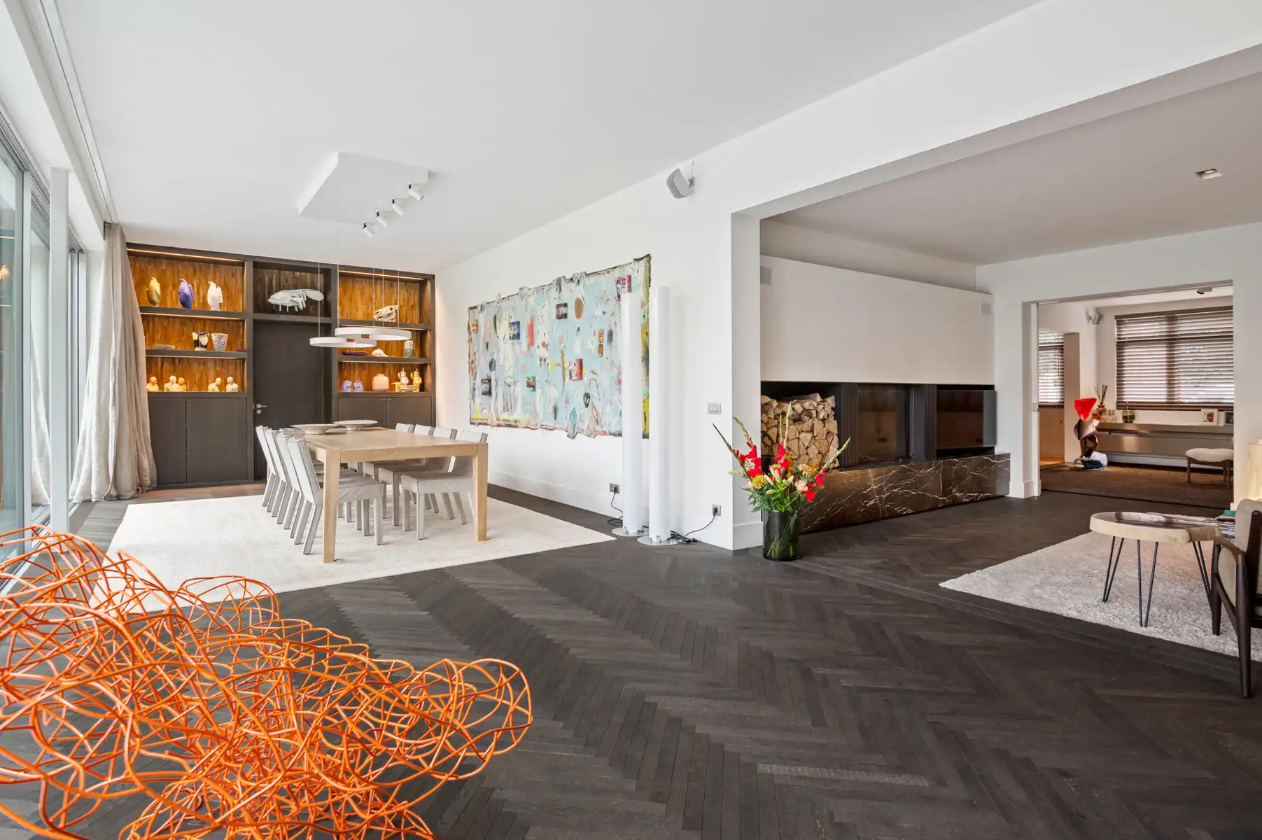 High-end afgewerkte praktijkvilla in het centrum foto 6