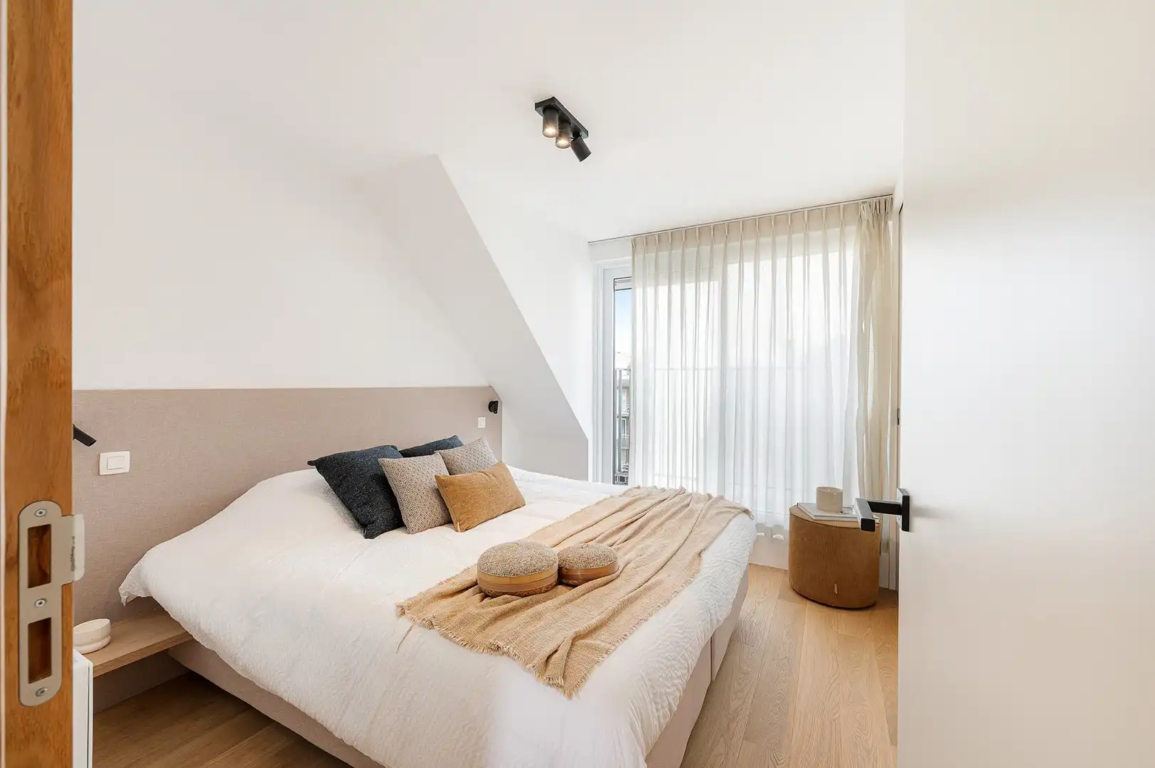 Zonnig gerenoveerd duplex penthouse appartement te Zoute foto 13