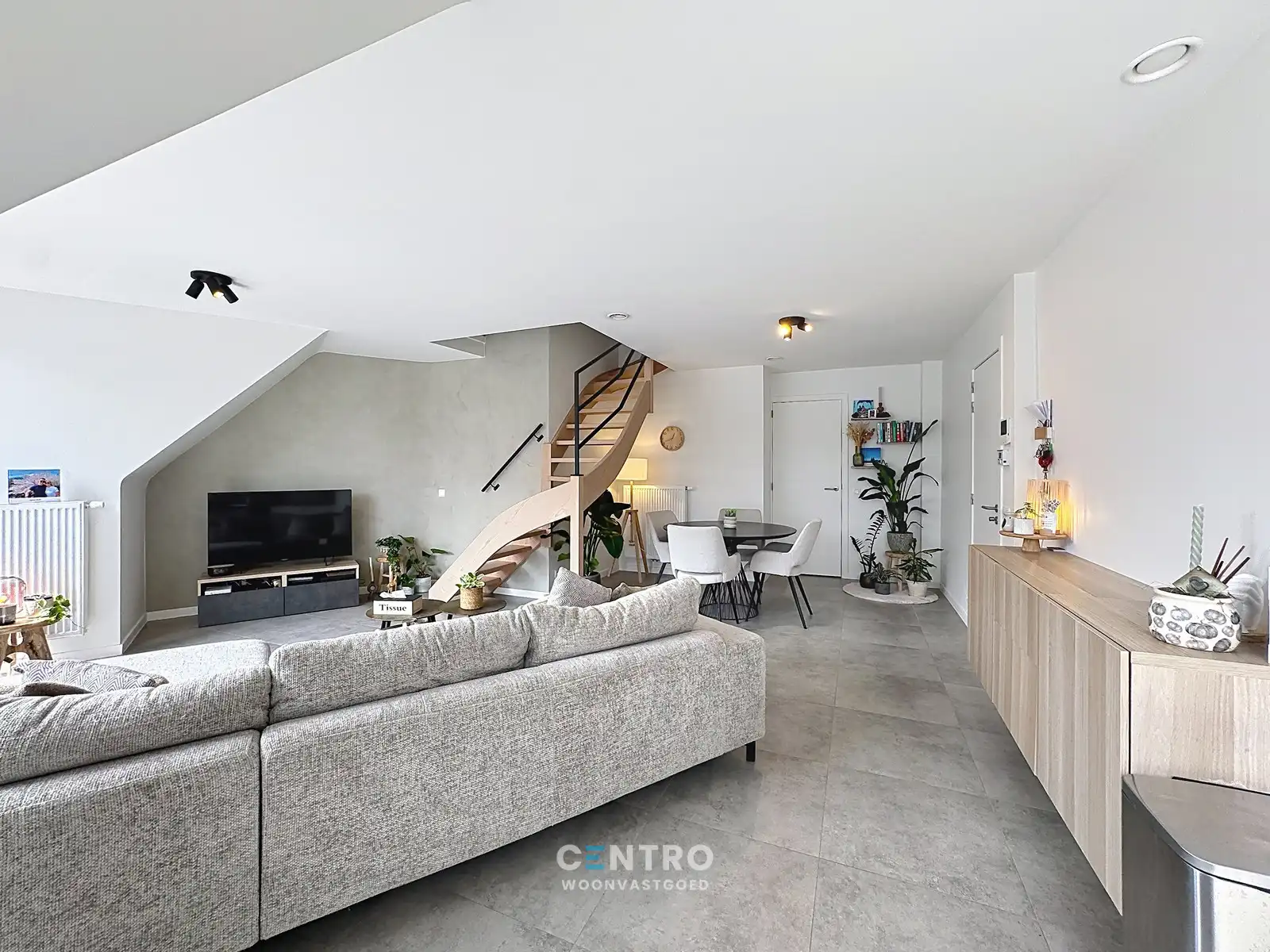 LEUK appartement met 2 slpk én 2 badkamers! foto 5