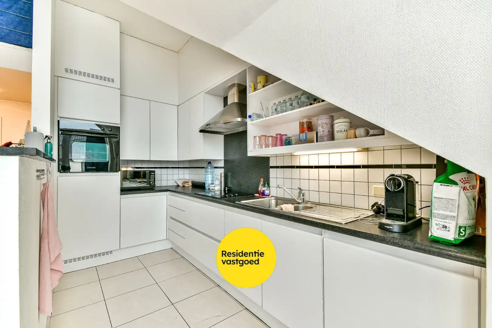 Dakappartement met 3 slaapkamers en garagebox in  centrum van Gistel foto 4