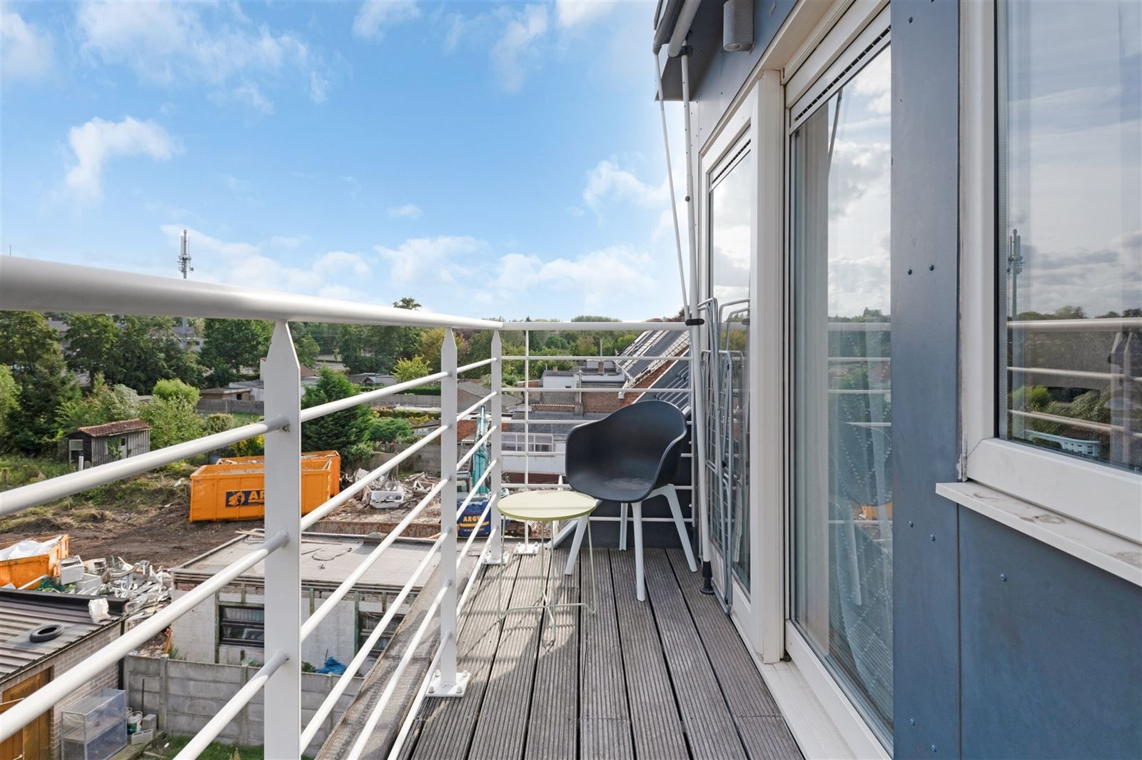 Instapklaar duplexappartement op toplocatie te Wetteren! foto 8