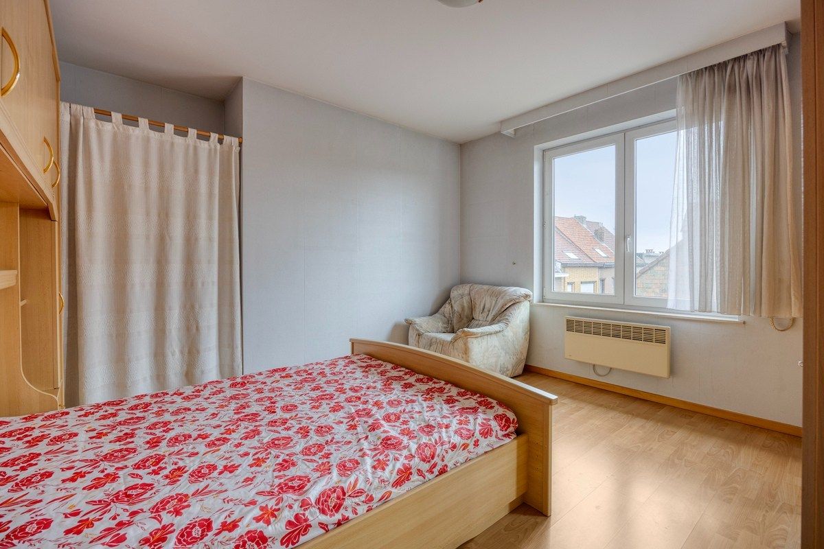 Goed gelegen appartement met parking en kelder  foto 12