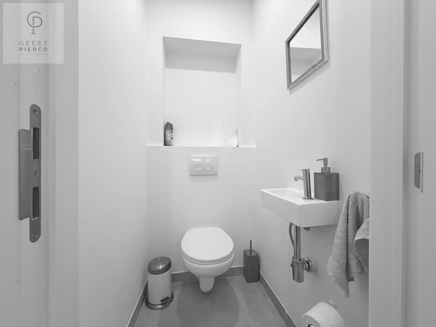 Gezellige woning die meteen aanvoelt als thuiskomen foto 3