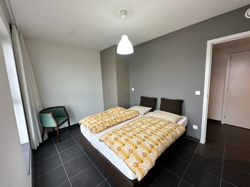 Instapklaar bemeubeld 2-slpk appartement met  terras, en kelder centrum Geel foto 10
