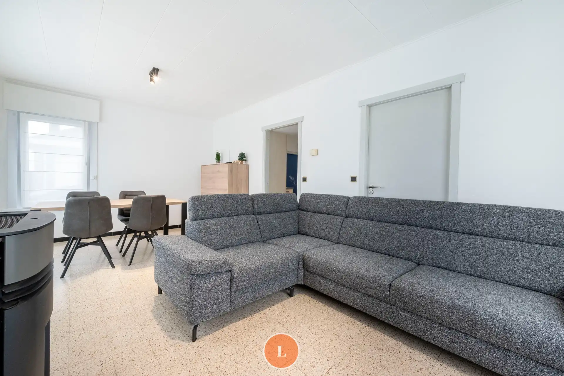 Gelijkvloerse woning in rustige residentiële wijk. foto 6