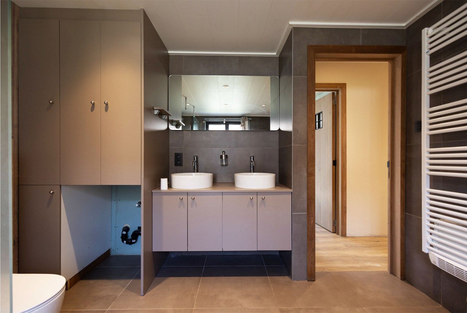 Bungalow met 2 slpks en bijgebouwen landelijk gelegen te Adegem foto 12