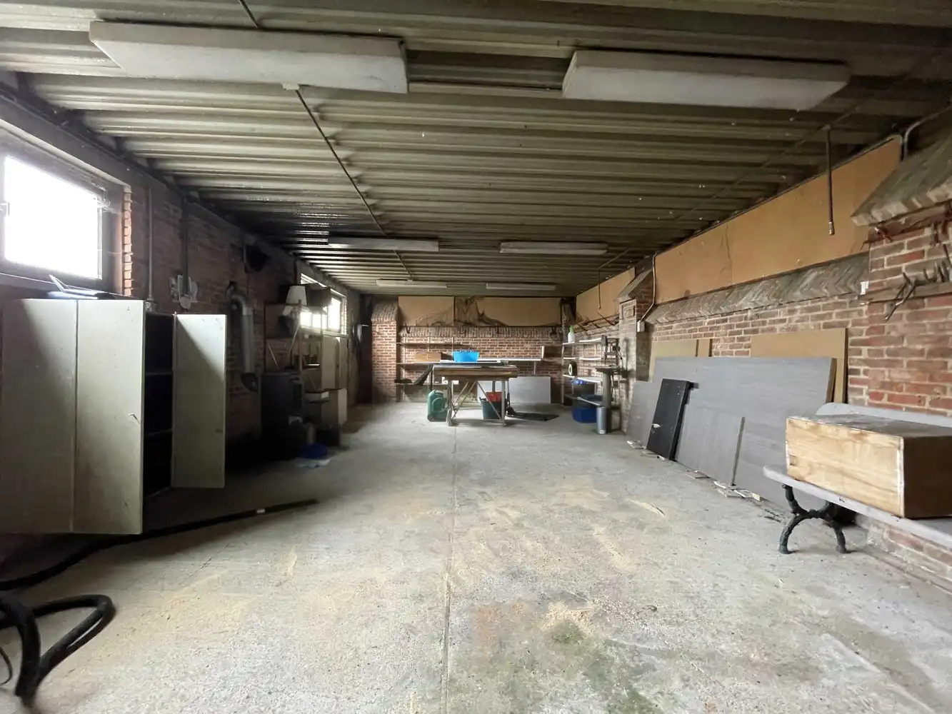 Charmante woning met grote tuin foto 33