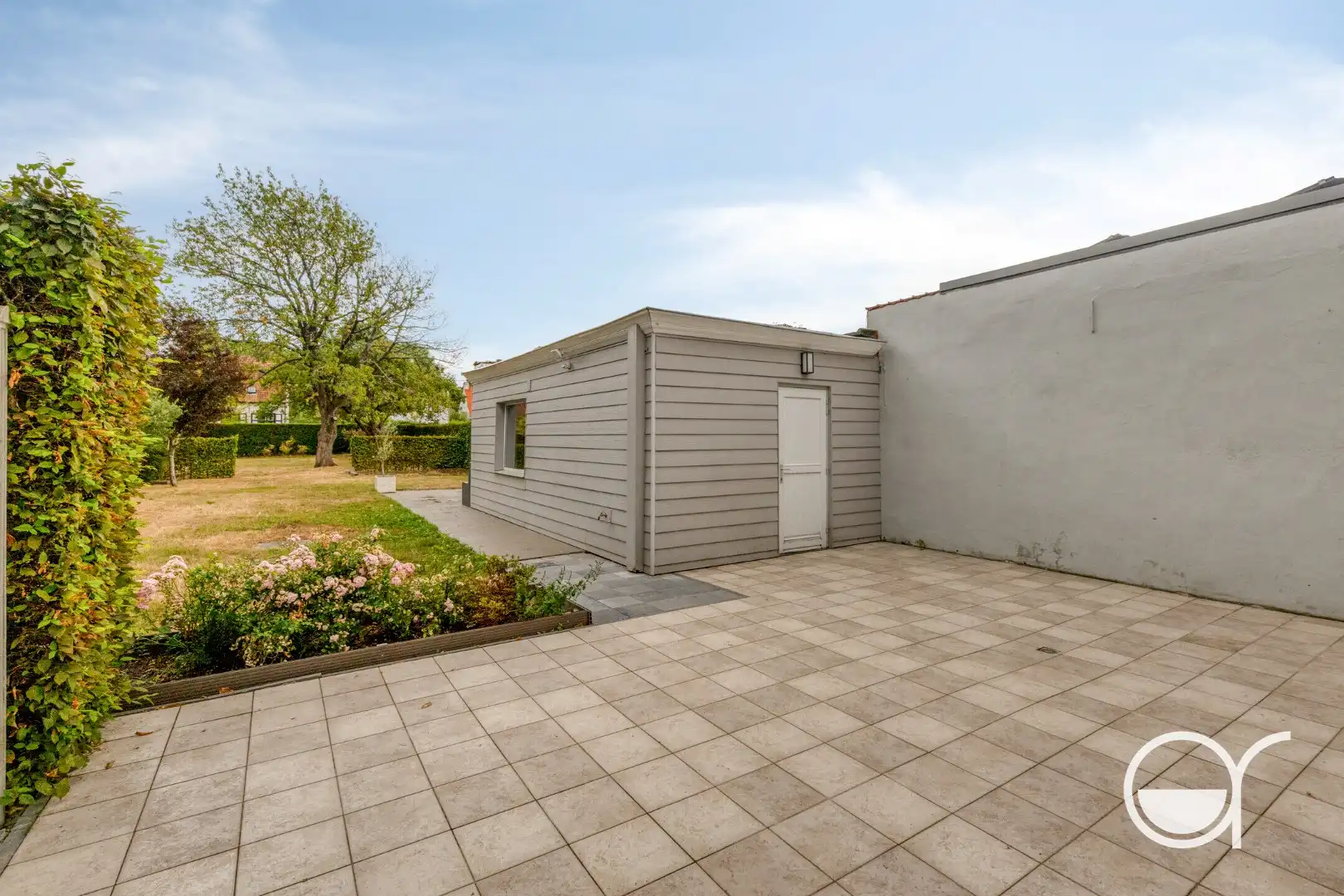 Charmante woning met mooie tuin foto 12