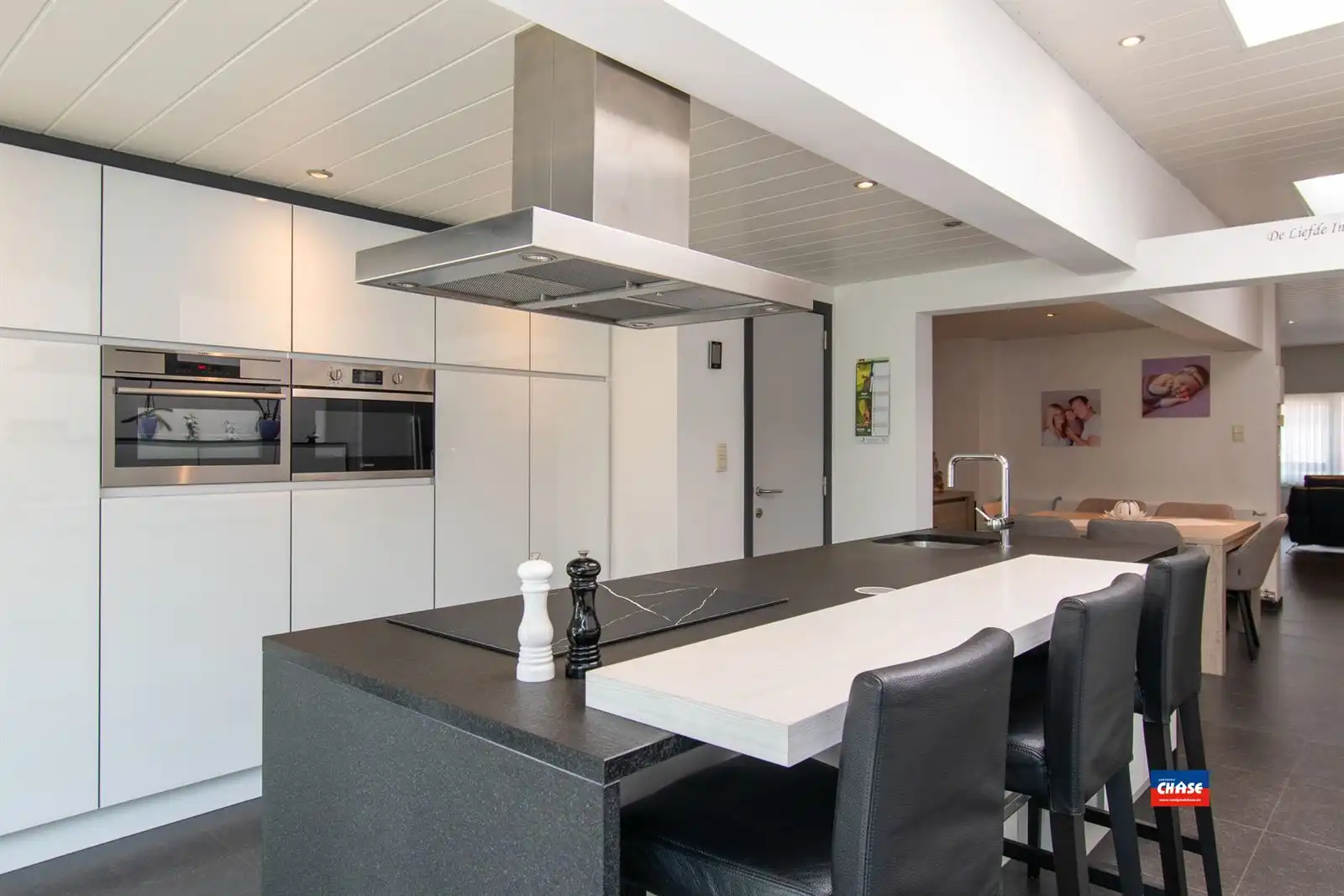 Instapklare gezinswoning met 3 slaapkamers en zonnige tuin foto 2