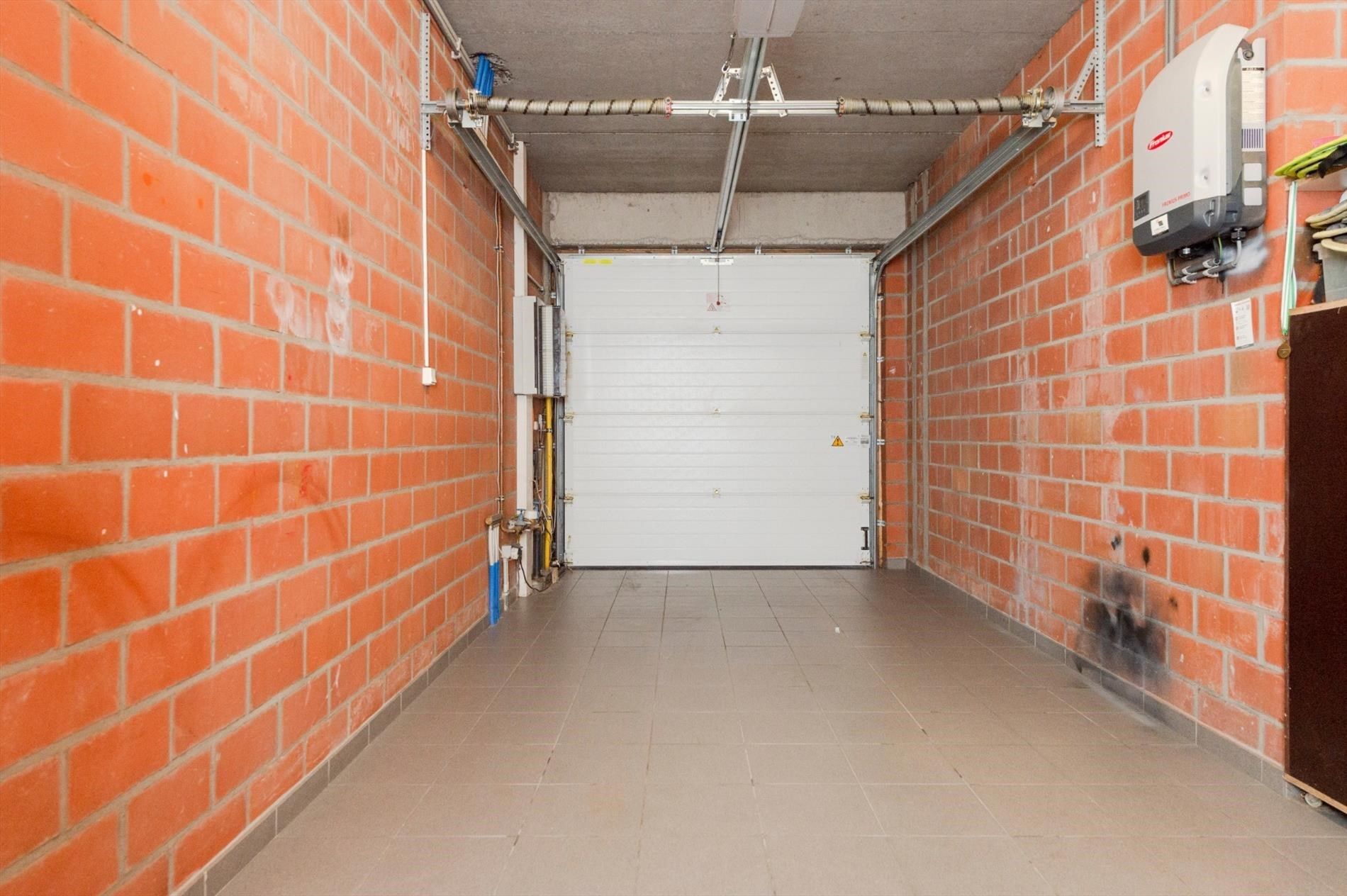 CENTRAAL GELEGEN RIJWONING MET 3 SLPKS EN GARAGE foto 12