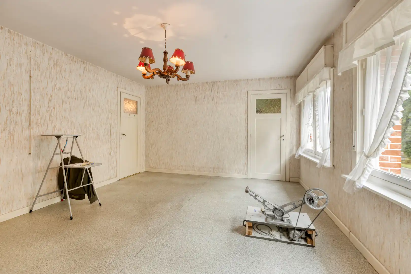 Te renoveren woning met 3 slaapkamers en ruime tuin op 1.065 m² te OLV Olen !  foto 15