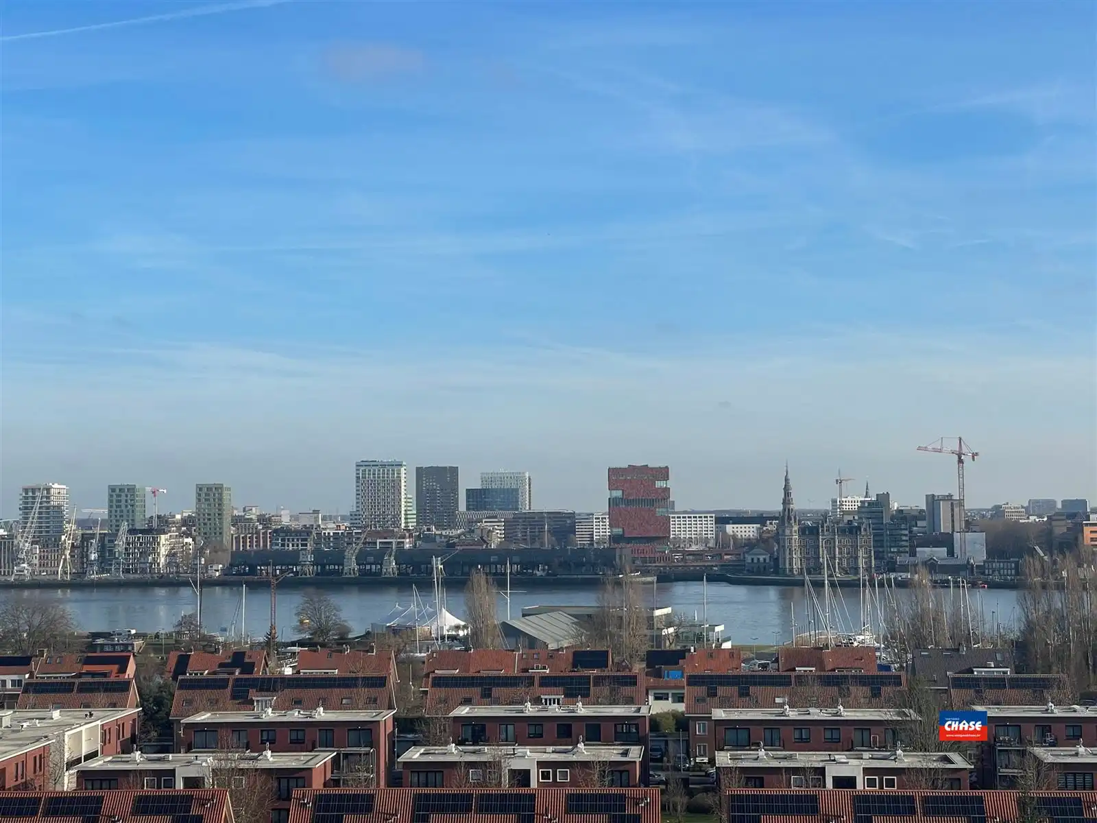 !!! VERKOCHT !!! Appartement met 2 slaapkamers, terras en P foto 17