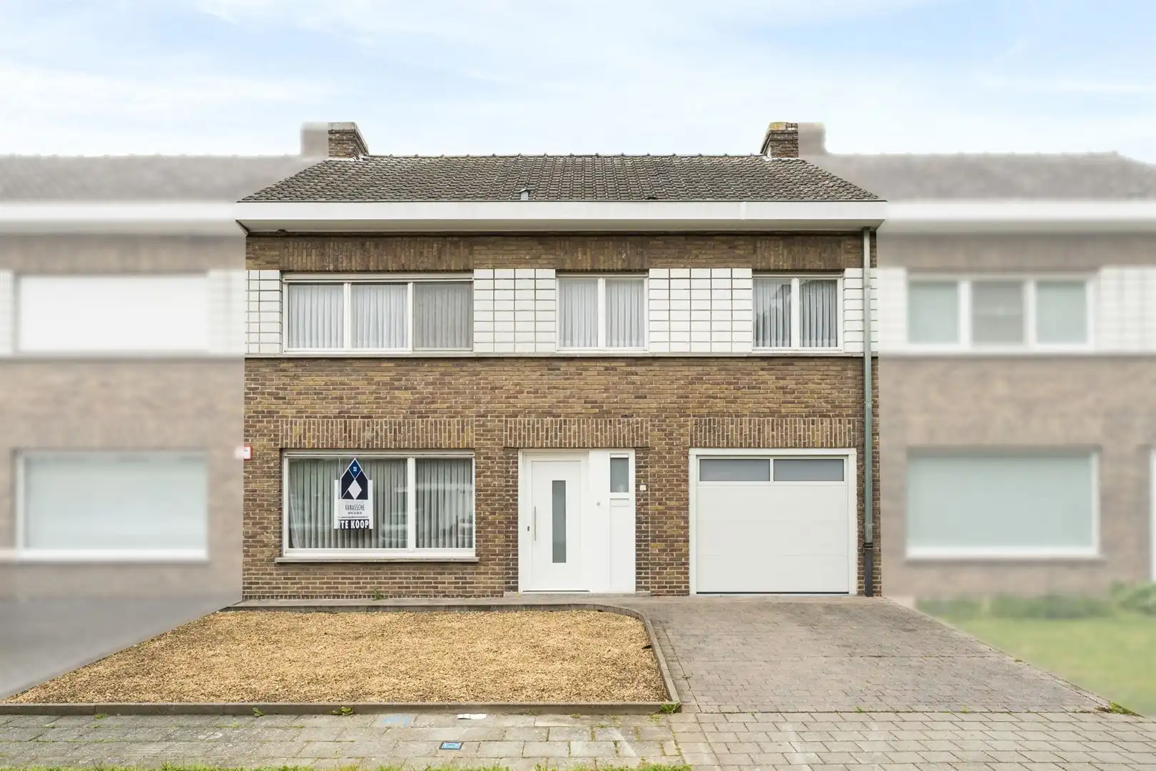 Huis foto {{pictureIndex}}