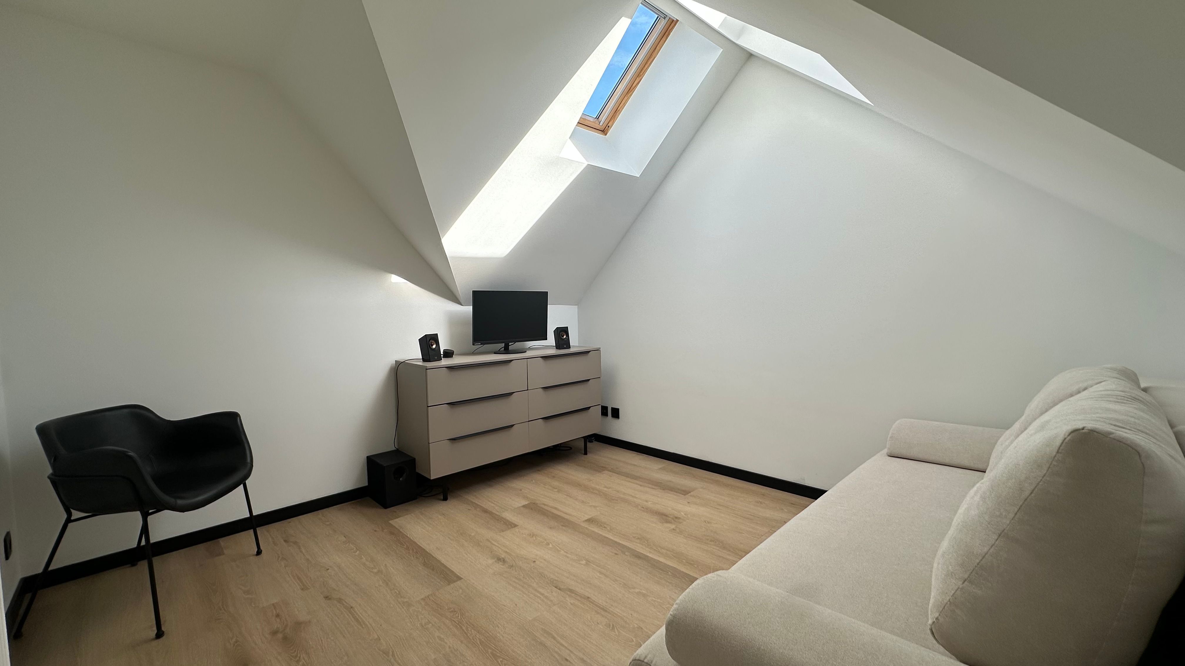 MODERNE DUPLEX TE LANAKEN MET 3SLKP - TE KOOP foto 18