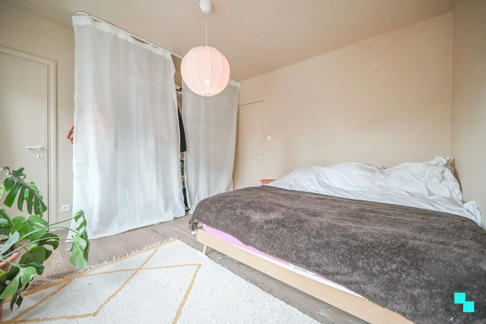 Charmante woning met gezellige stadstuin in het hartje van Izegem foto 16